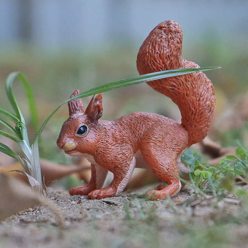 Oenux Farm Wild Model Simulati - Model Kit Lizard review and price