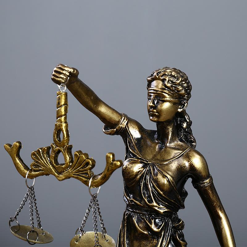 Antique Brass Lady Justice Sta - Model Kit Judge review and price
